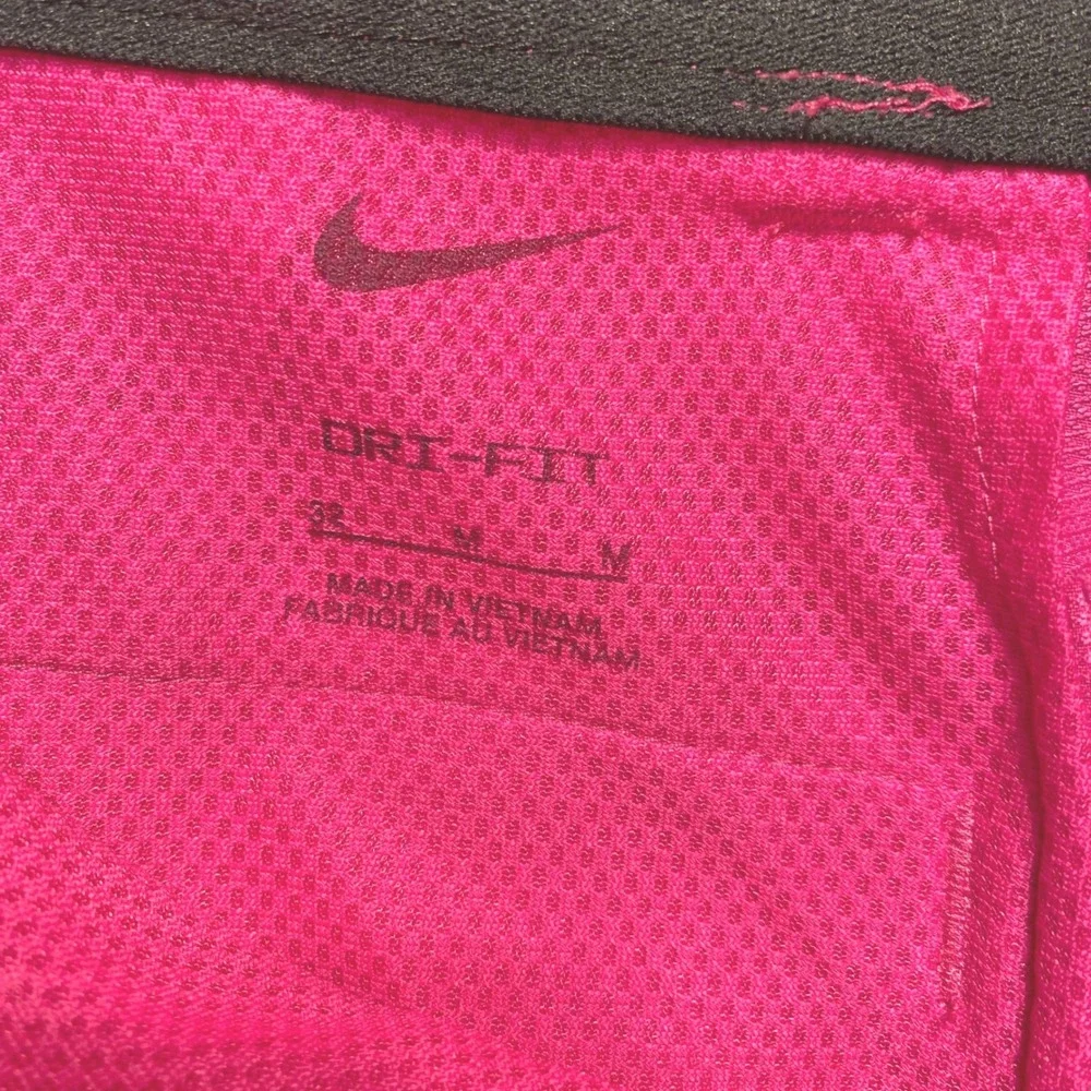 Nike Golf Dri Fit Shorts Mens 32 Pink Flat Front Performance Activewear Vibrant